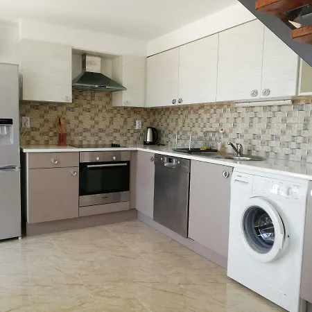 Diamond Palace * Napospart