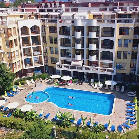 Diamond Palace Apartment *