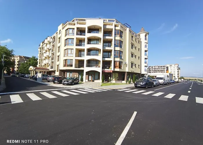 Diamond Palace Солнечный берег